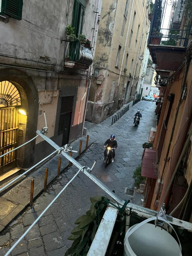 Centro Storico Casa Mari' Apartment Наполи Екстериор снимка